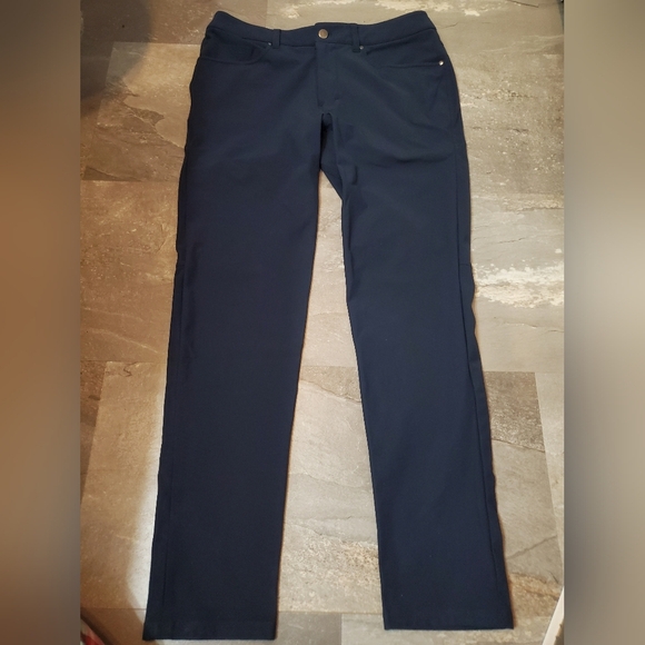 Lululemon ABC Pant Slim *Warpstreme. 30" inseam. Blue "True navy". Size 31. - Picture 4 of 14